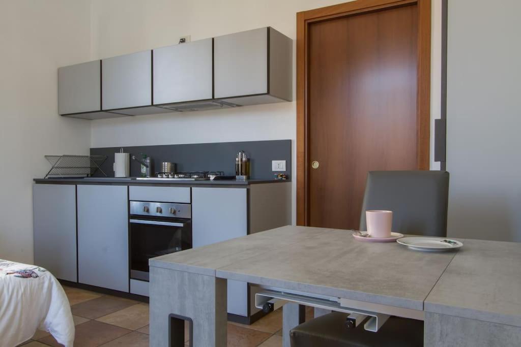 Fabulous Studio In Monza 15 Km To Milan City Centre Eksteriør bilde